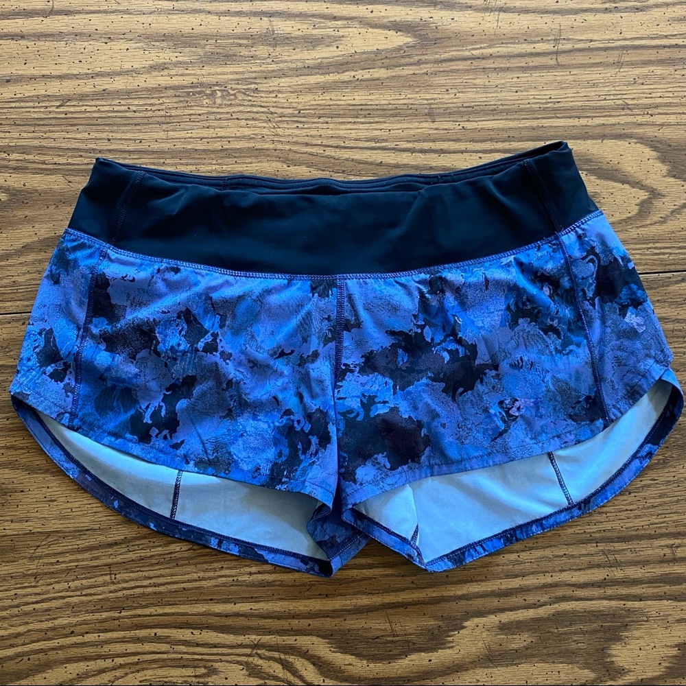 Lululemon shorts size 8